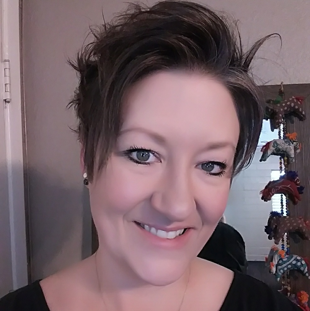 Meet your Posher, Sara